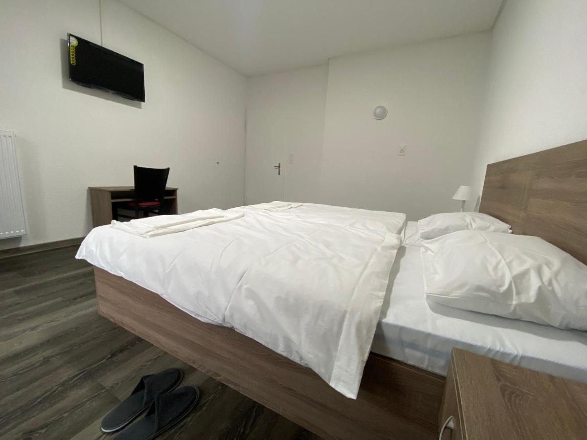 Hotel Da Luca Herzogenbuchsee Екстериор снимка
