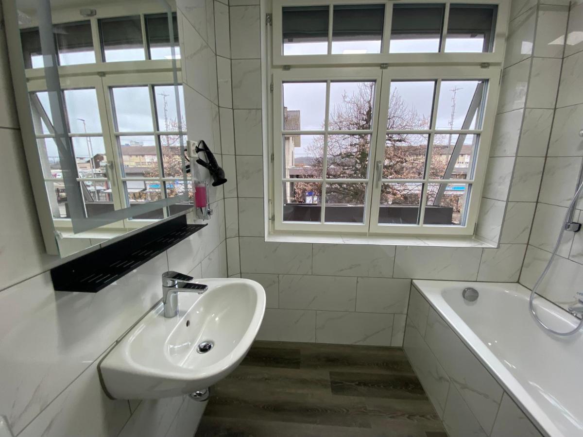 Hotel Da Luca Herzogenbuchsee Екстериор снимка