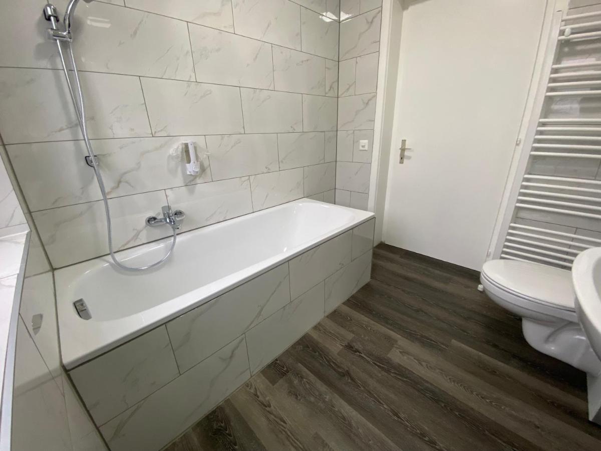 Hotel Da Luca Herzogenbuchsee Екстериор снимка